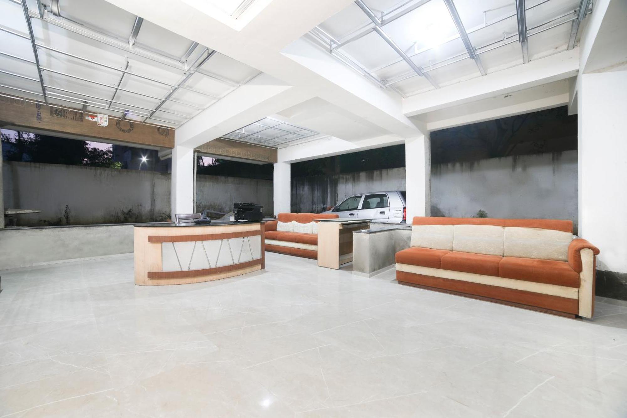 Hotel O Club Metro Nágpur Kültér fotó